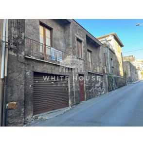 Casa indipendente con garage