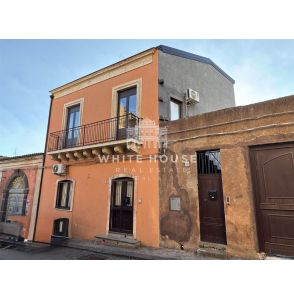 Indipendente bilivelli con terrazzino - Pedara