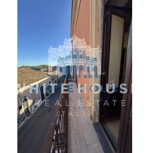 Indipendente bilivelli con terrazzino - Pedara