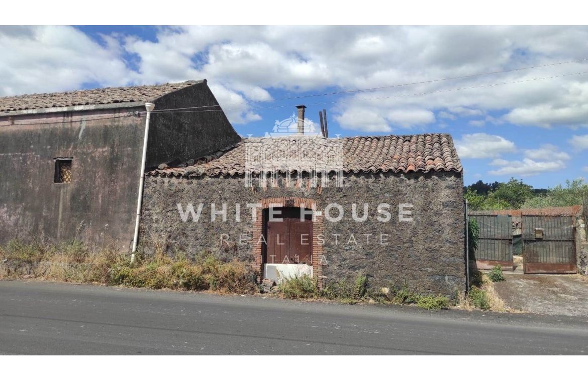 Casa indipendente ampia...
