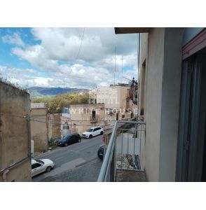 Palazzetto indipendente su due livelli