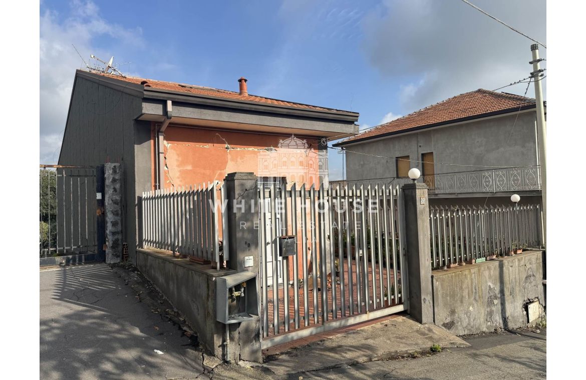 Casa singola con giardino