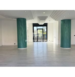 Elegante bottega in affitto a Pedara