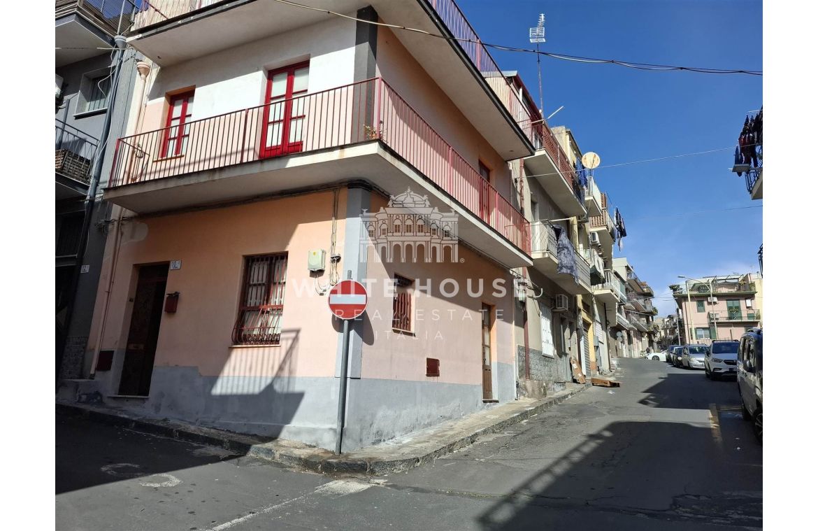 Casa Indipendente con terrazzo